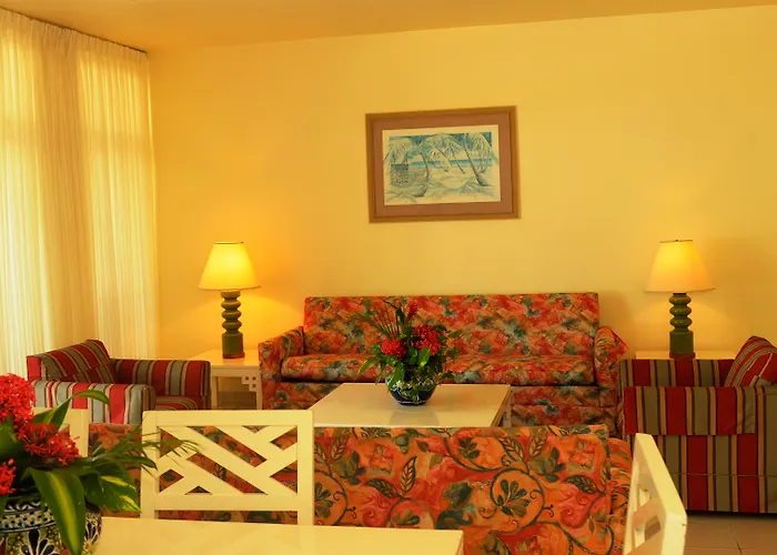 Shaw Park & Hotel Ocho Rios