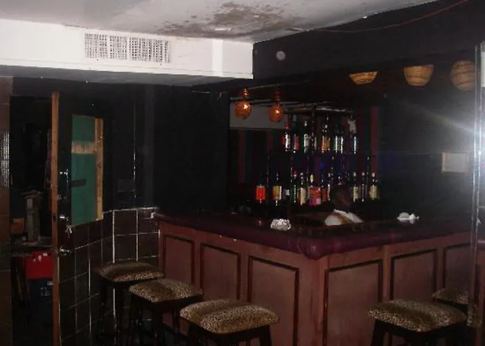 Hotel Shaw Park & 3*