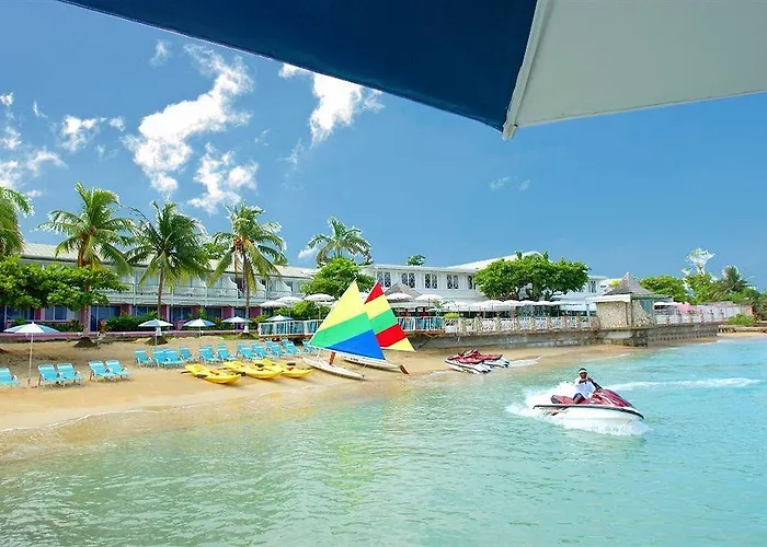 Shaw Park & Hotel